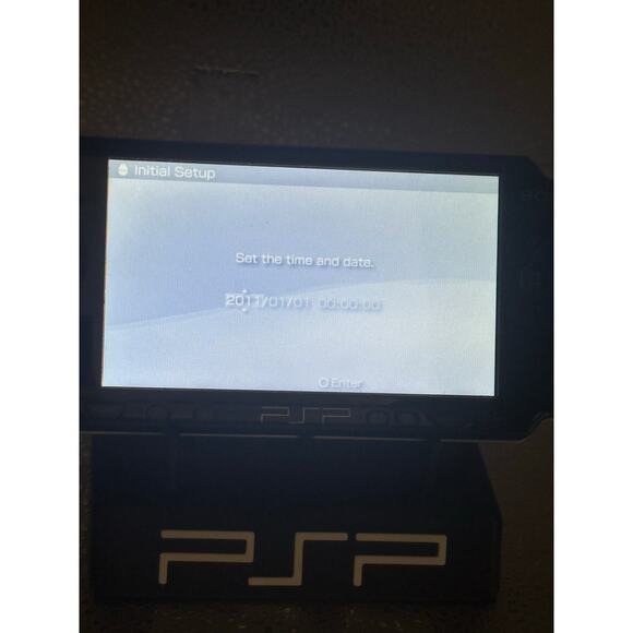 psp 3000 w/charger & new battery - Picture 8 of 9